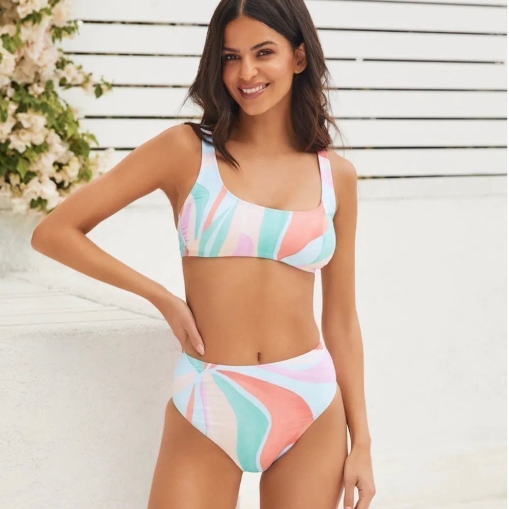 Vici Sami montage multicolor high-rise cheeky swim bottom NWT SIZE SMALL